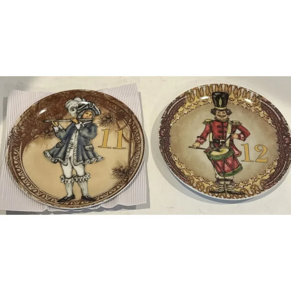 NIB Pottery Barn 12 Days of Christmas Salad /Dessert Plates - READ